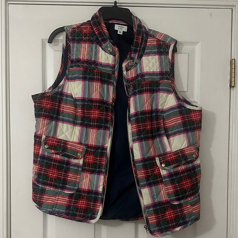 Crown & Ivy Multicolor Plaid Vest